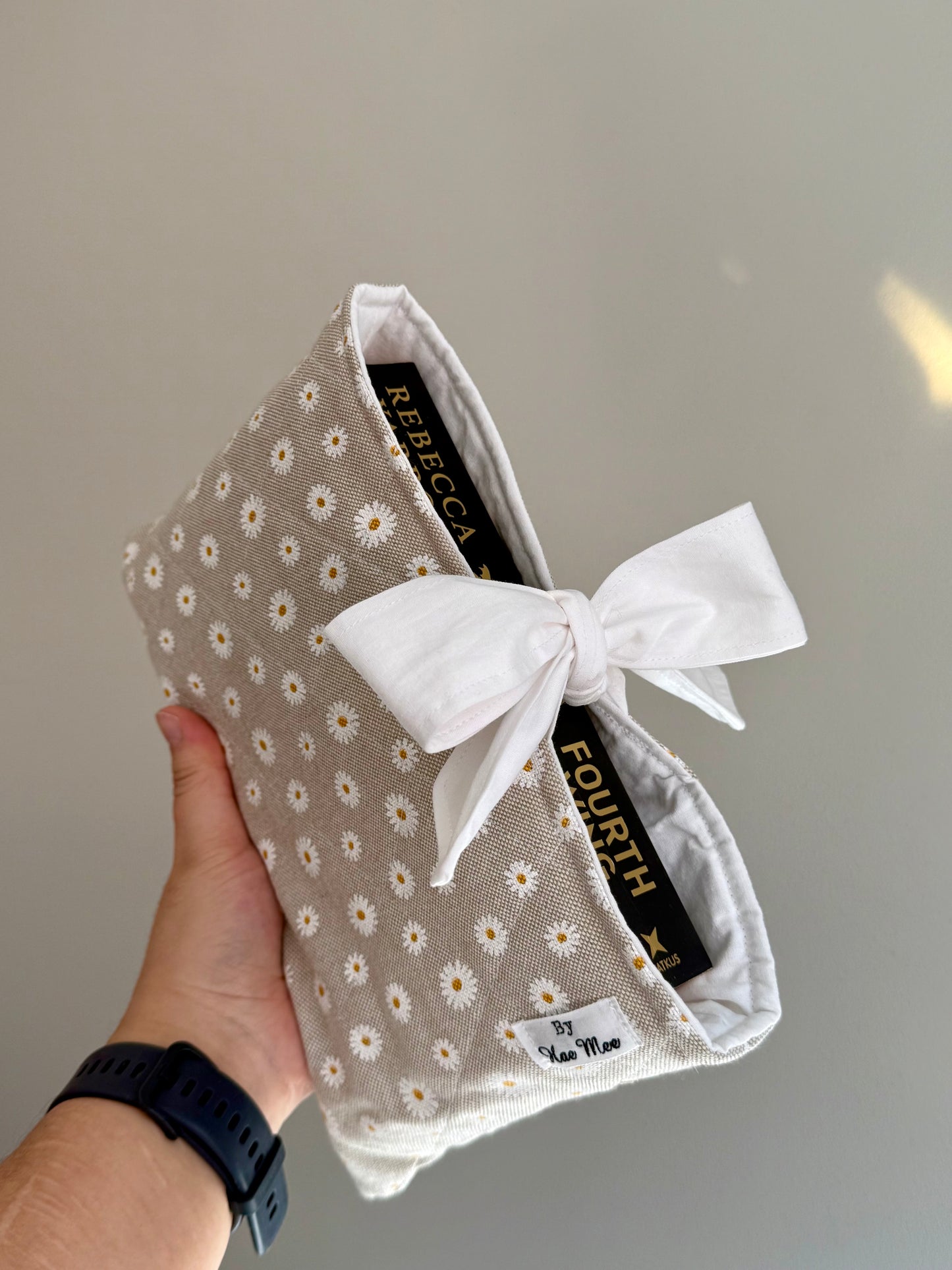Book sleeve Pocket