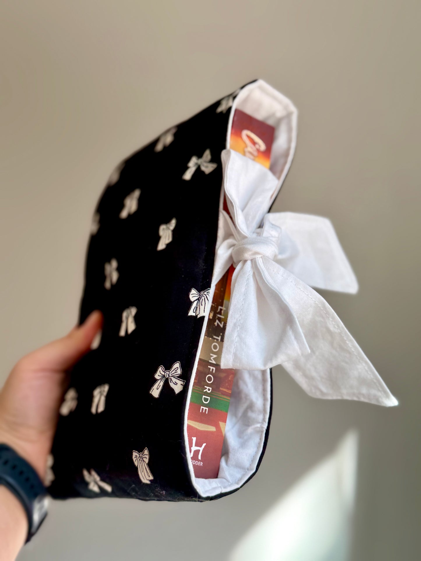 Book sleeve Pocket