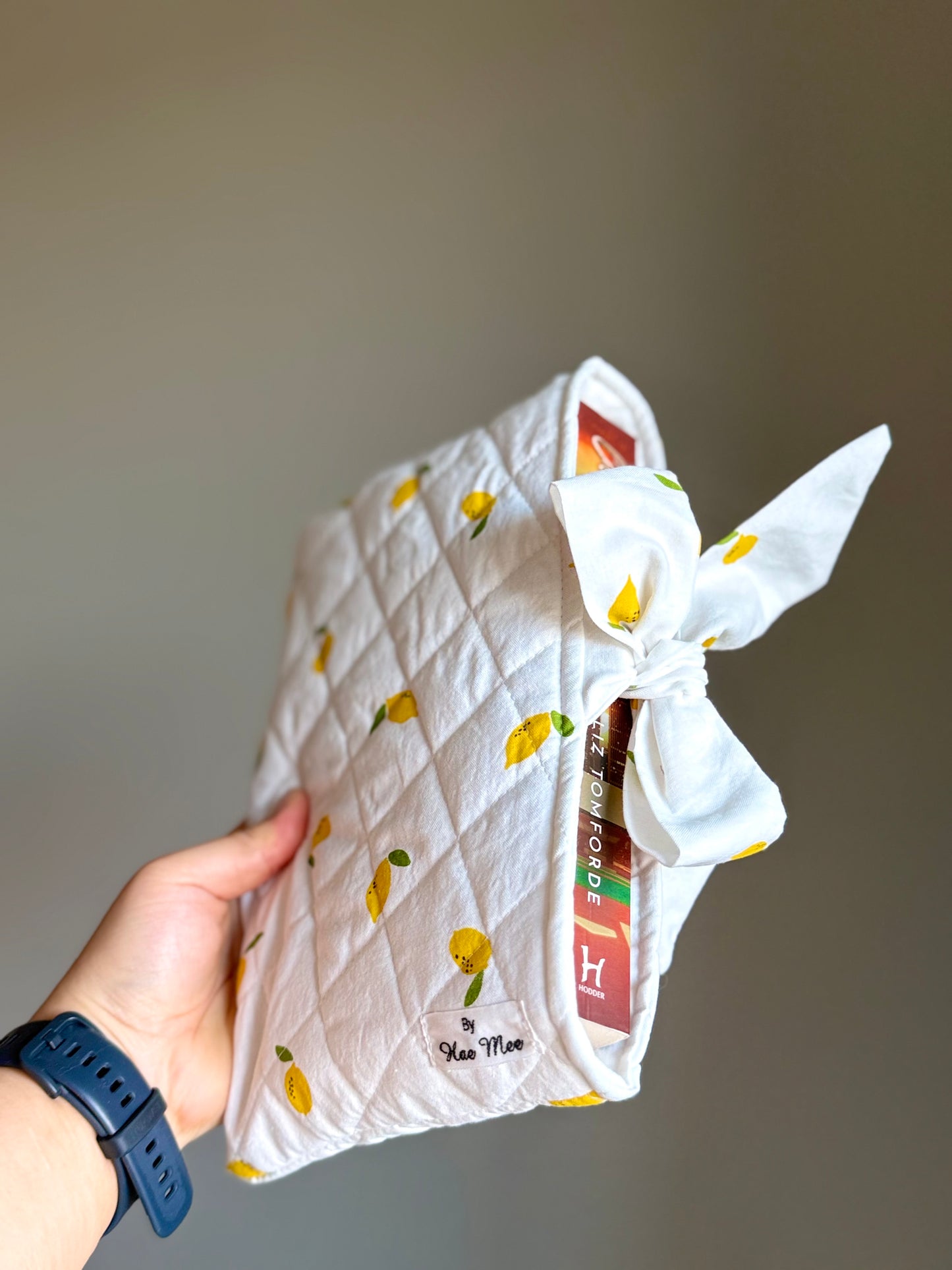 Book sleeve Pocket