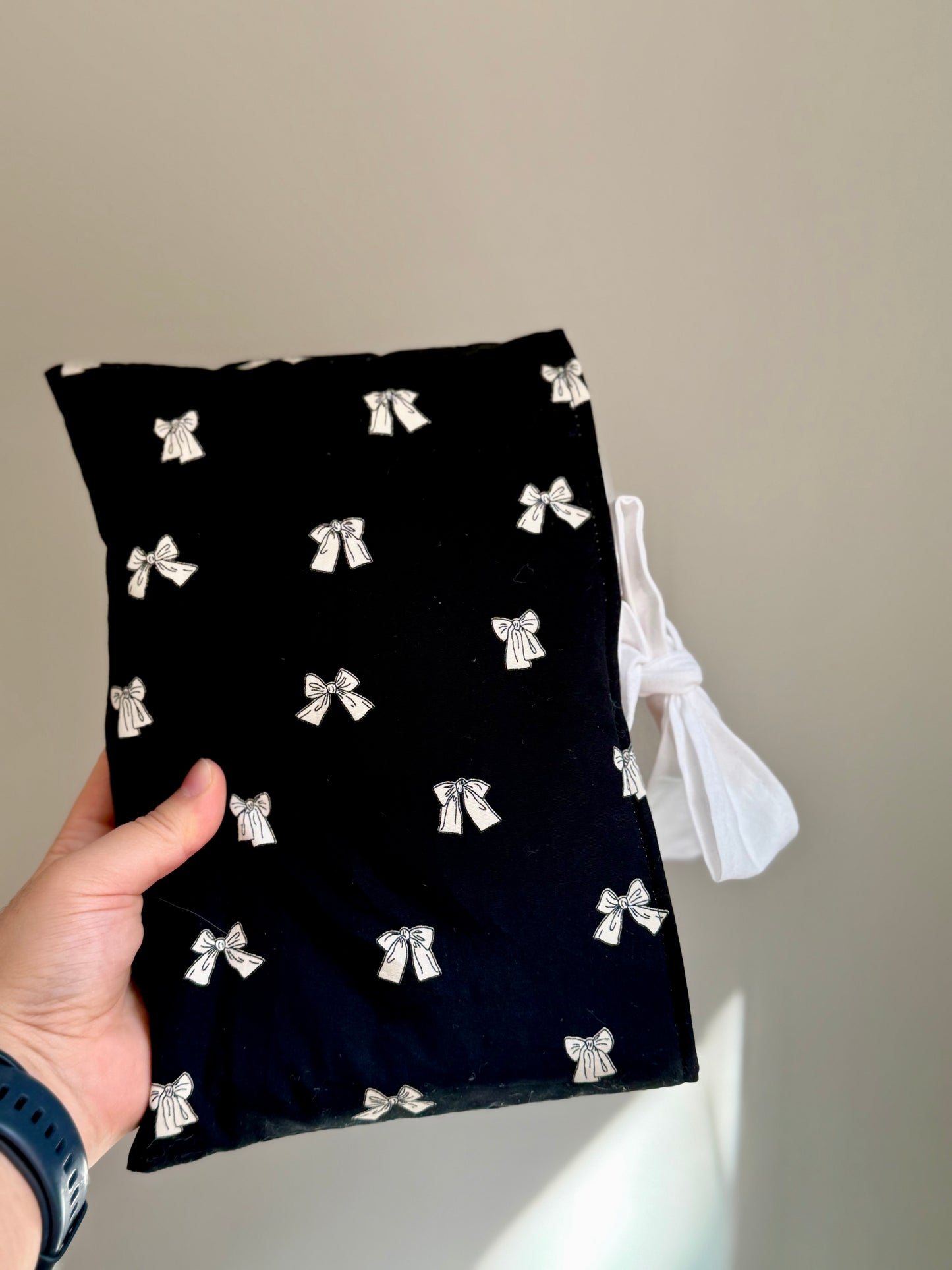 Book sleeve Pocket